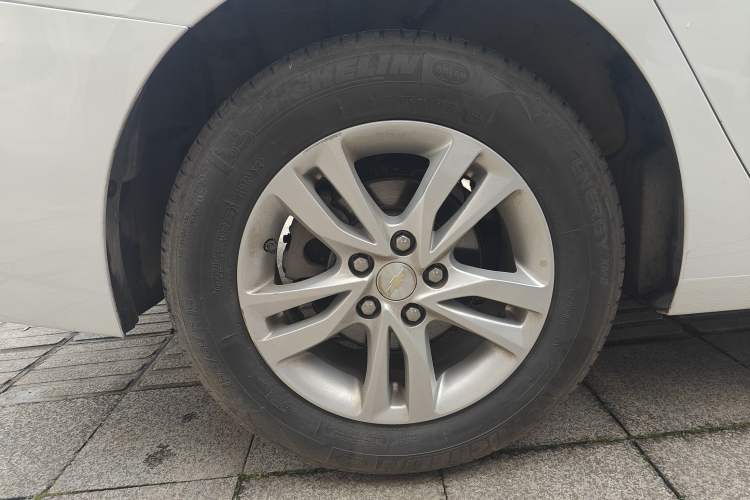 Used Chevrolet Cavalier 2019 320 Manual Xinyue Edition Right Rear Wheel Hub