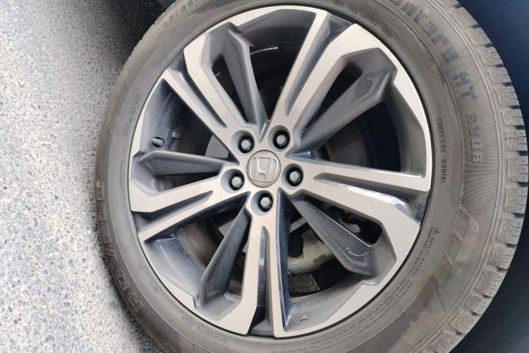 Used Honda UR-V 2017 370TURBO Four-Wheel Drive Prestige Edition China V Right Front Wheel Hub