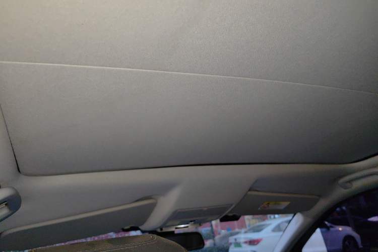 Used Land Rover Discovery Sport 2018 240 PS PURE Edition
