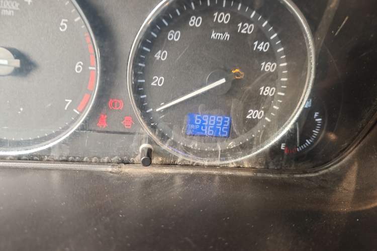 Used BAIC Weiwang M30 2015 1.5L Basic Version DAM15 Odometer Close Up