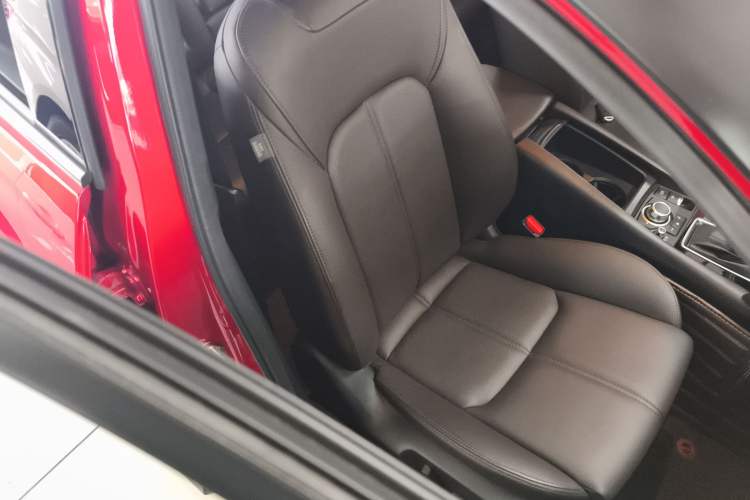 Used Mazda CX-4 2020 2.0L Automatic Two-Wheel Drive Blue Sky Leading Edition
