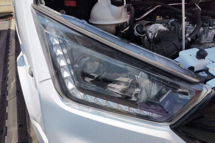 Used JMC Transit 2020 2.8T Business-Grade Long-Wheelbase Mid-Roof 9-Seater China V Emission Standard JX493