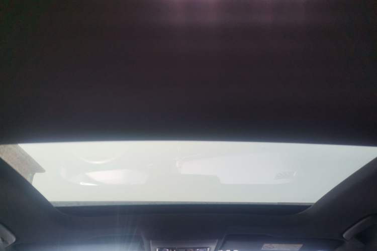 Used Volkswagen Golf 2023 Facelift 280TSI DSG R-Line Lite
