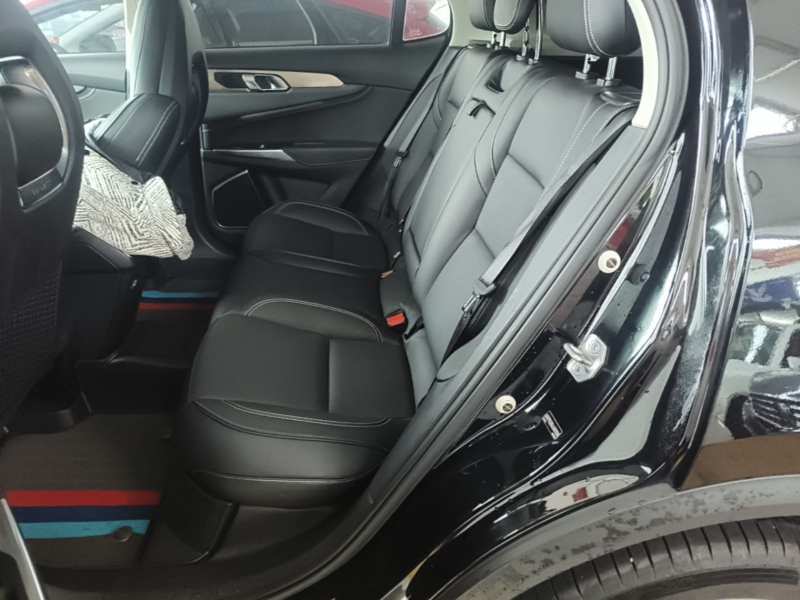 Used Lynk & Co 01 2017 2.0T Two-Wheel Drive Pro Edition — 16