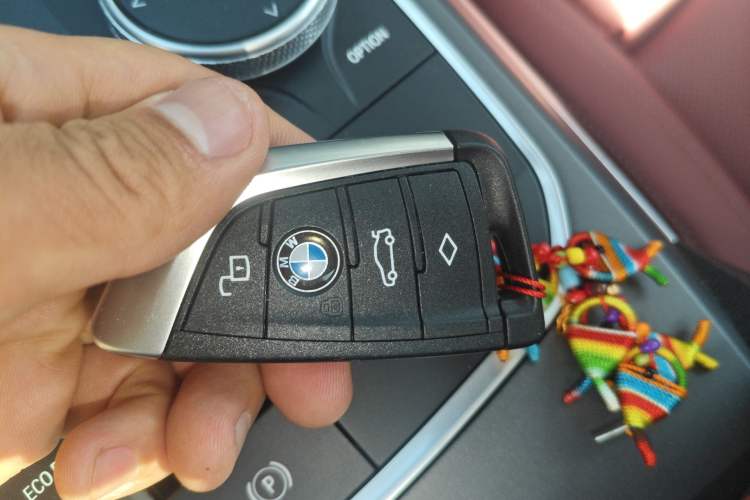 Used BMW i3 2025 eDrive 35 L Vehicle Key