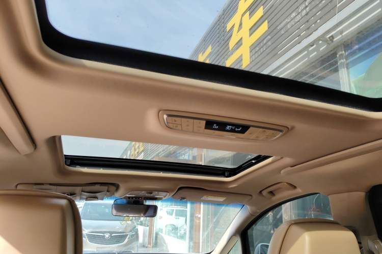 Used Buick GL8 2021 ES Land Cruiser 653T Flagship Model
