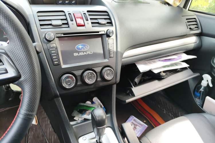 Used Subaru XV 2012 2.0i Luxury Edition
