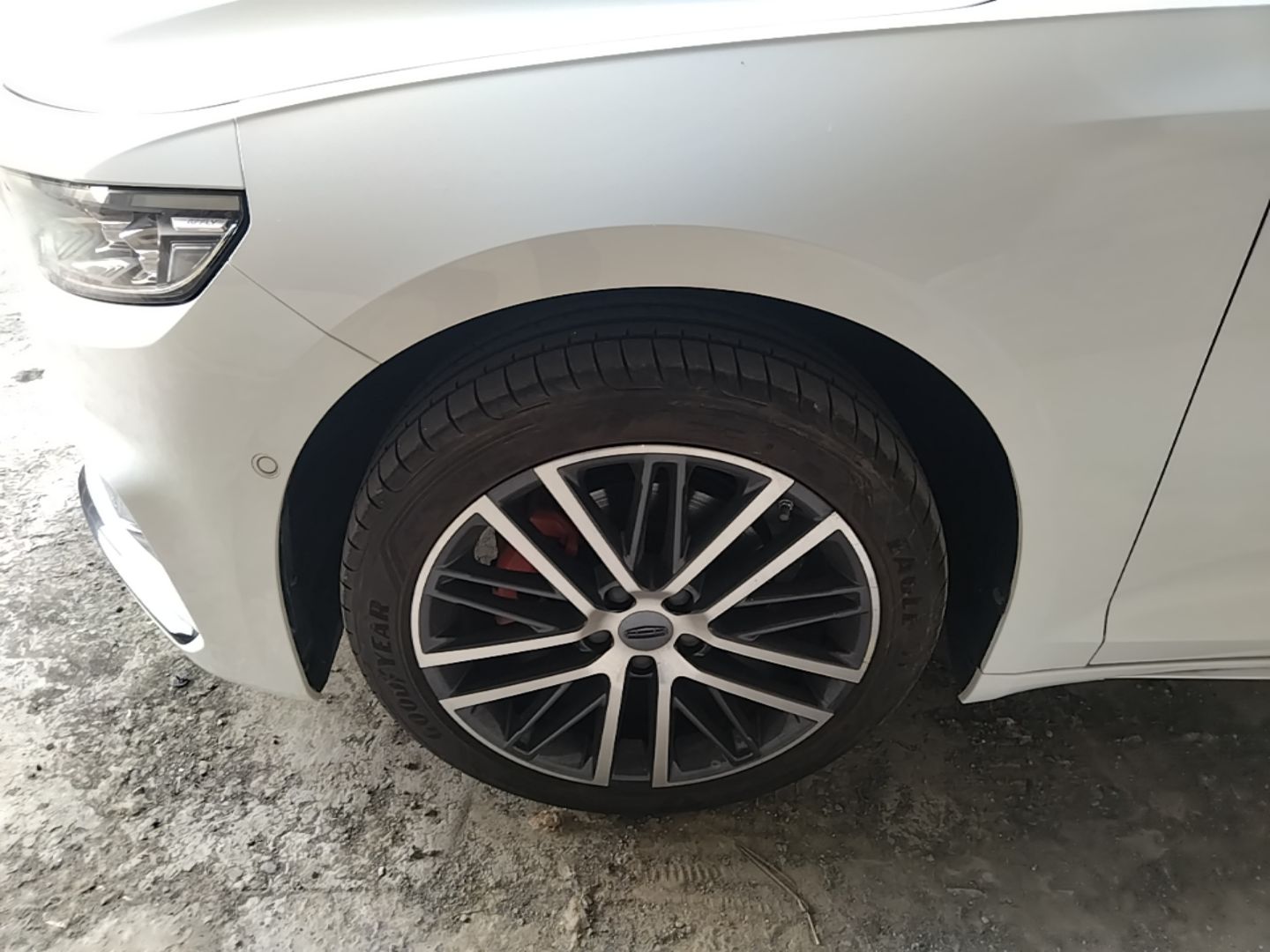 Geely Auto Preface 2023 2.0TD Prestige Version — снимка 10