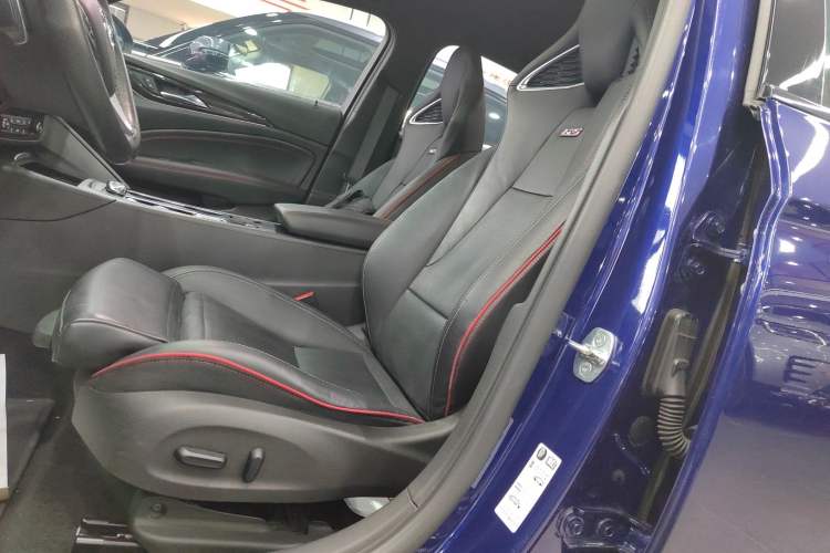 Used Buick Regal 2020 GS 28T Elite Model