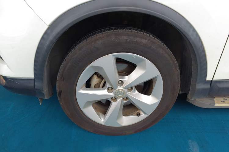 Used Nissan Qashqai 2019 2.0L CVT Smart Enjoyment Version Left Front Wheel Hub