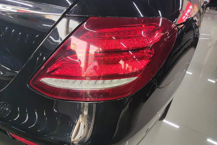 Used Mercedes-Benz E-Class 2018 Facelift E 200 L