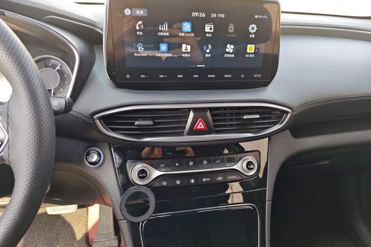 Used Hyundai Santa Fe 2019 380 TGDi TOP Automatic All-Wheel Drive Flagship (HTRAC) China V Standard Audio And AC Panel