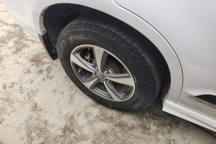 Used Haval H6 2013 Upgraded Model 1.5T Manual Two-Wheel Drive Elite Version