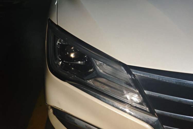 Used Roewe Ei5 2019 Luxury Edition Right Front Headlight