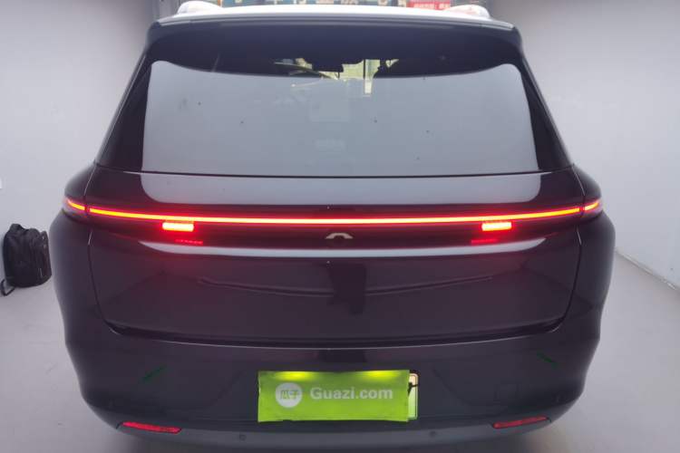 Used Li Auto L8 2023 Pro Model Rear