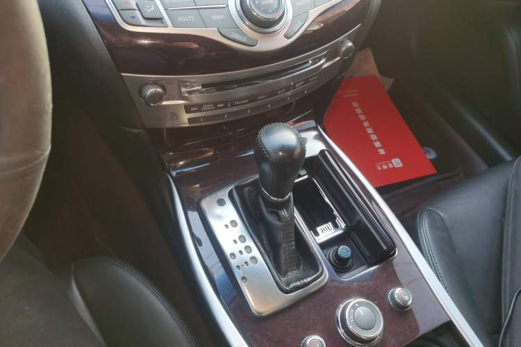 Used Infiniti Q70 2019 Q70L 2.0T Enjoyment Edition