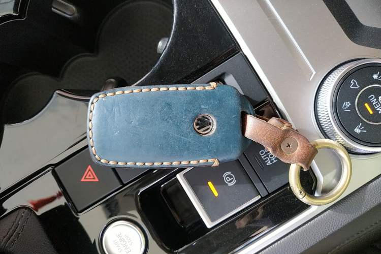 Used Volkswagen Touareg 2019 3.0 TSI RuiFeng Edition China VI Standard Vehicle Key