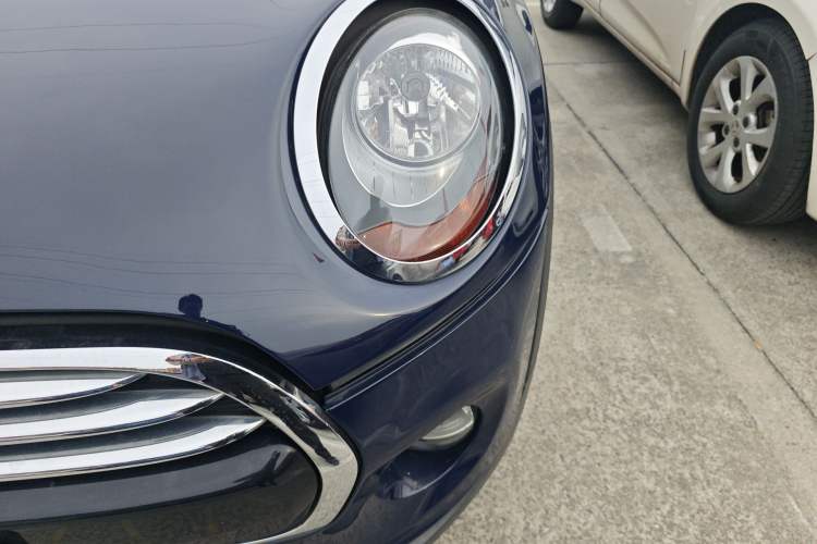 Used MINI 2015 1.5T COOPER Fun Five-Door Edition Left Front Headlight