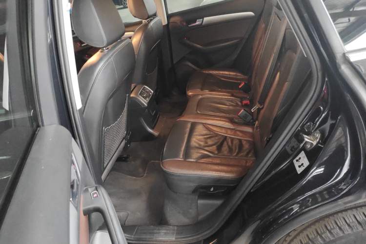 Used Audi Q5 2017 Plus 40 TFSI Technology Model