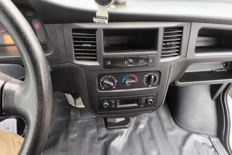 Used Wuling Zhiguang 2020 1.2L Practical Model China VI LSI