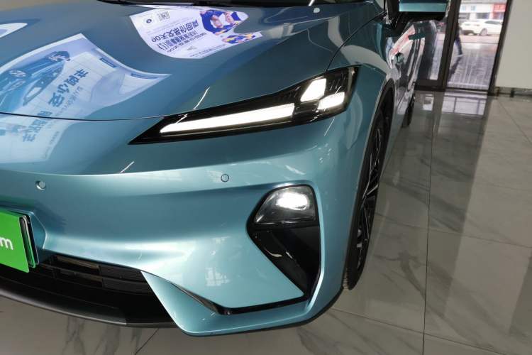 Used Deepal L07 2024 230Max Qiankun Intelligent Driving ADS SE Range-Extended Version
