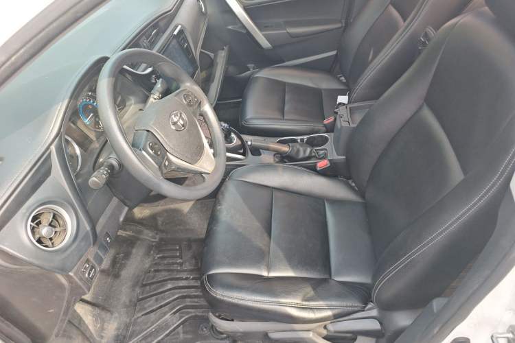 Used Toyota Corolla 2017 Revised Dual-Engine 1.8L E-CVT Elite Edition Left Front Seat