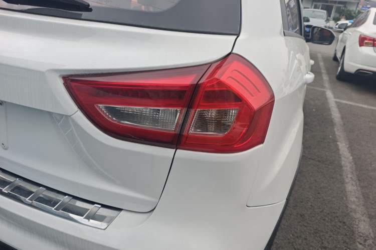 Used Geely Auto Vision X3 2017 1.5L Automatic Luxury Model
