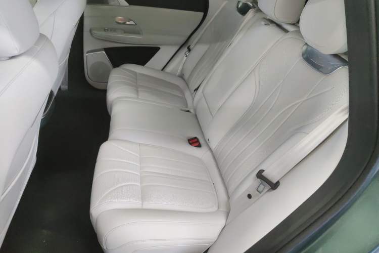 Used XPeng G9 2025 625 Long-Range Max
