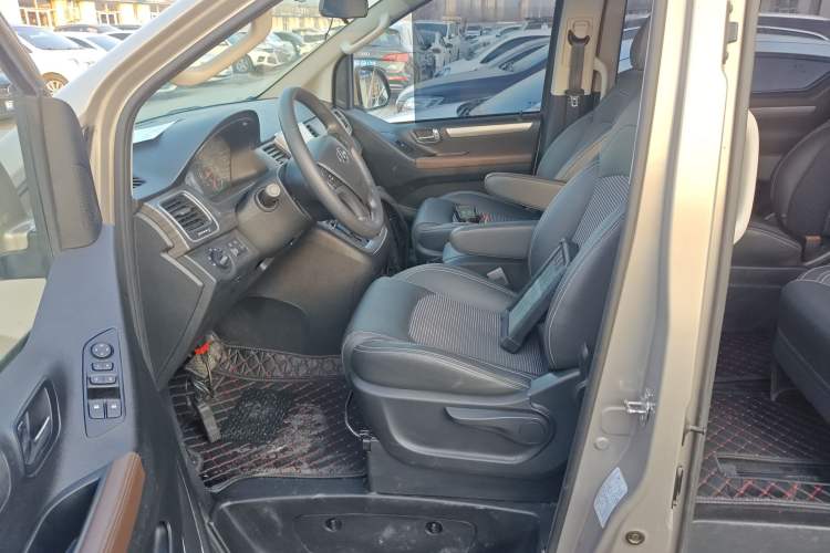 Used SAIC MAXUS G10 2018 PLUS 2.0T Automatic Elite Edition