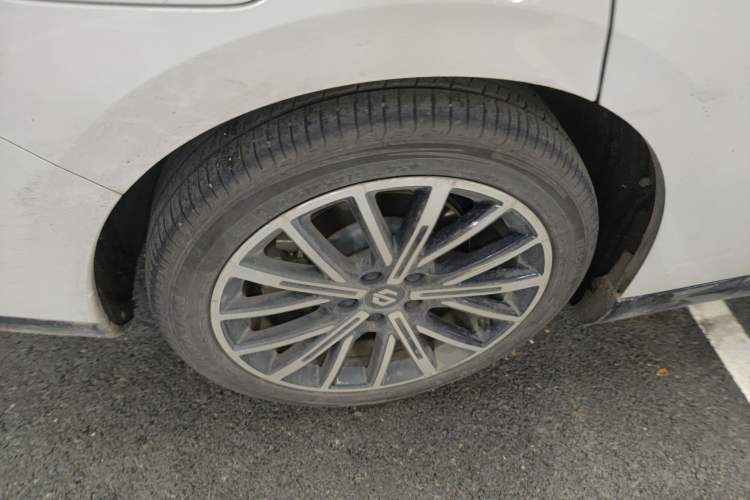 Used Leapmotor B01 2025 550 Comfort Edition Right Rear Wheel Hub