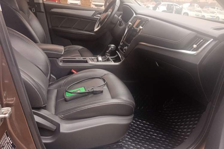 Used Roewe RX5 2016 20T Two-Wheel Drive Automatic Flagship Edition
