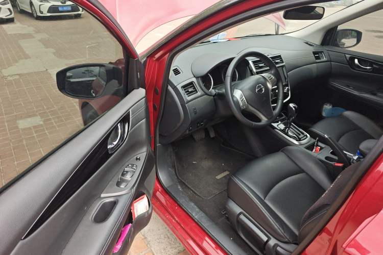 Used Nissan Tiida 2021 1.6L CVT Smart Drive Edition Interior 3