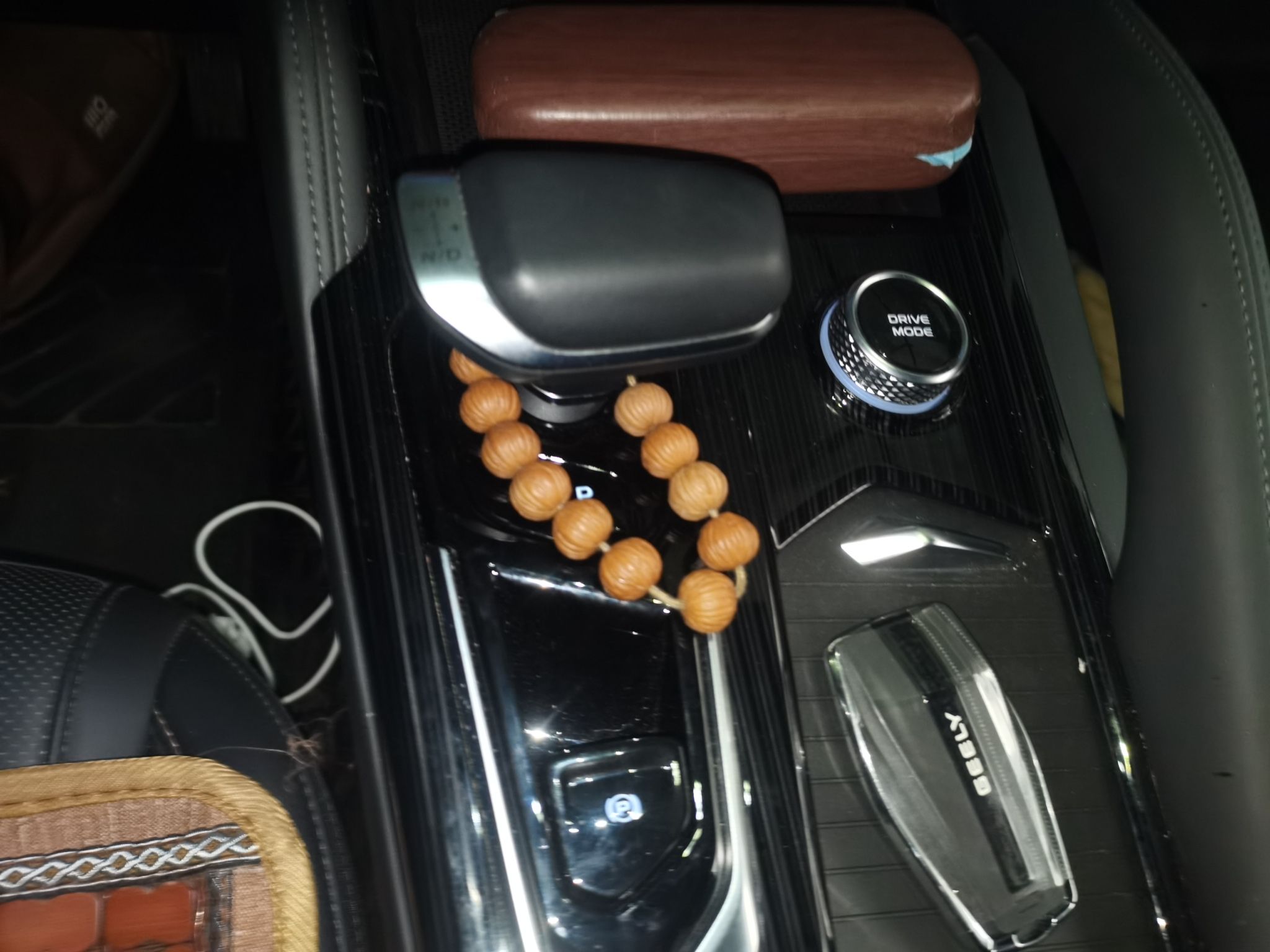 Geely Auto Monjaro L 2024 2.0TD DCT EVO Two-Wheel Drive Long-Range Version — снимка 14