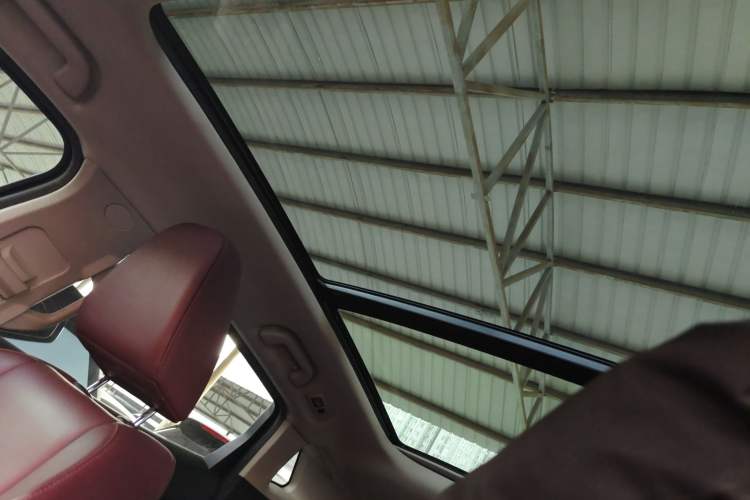 Used Wey VV7 2017 2.0T Flagship Model
