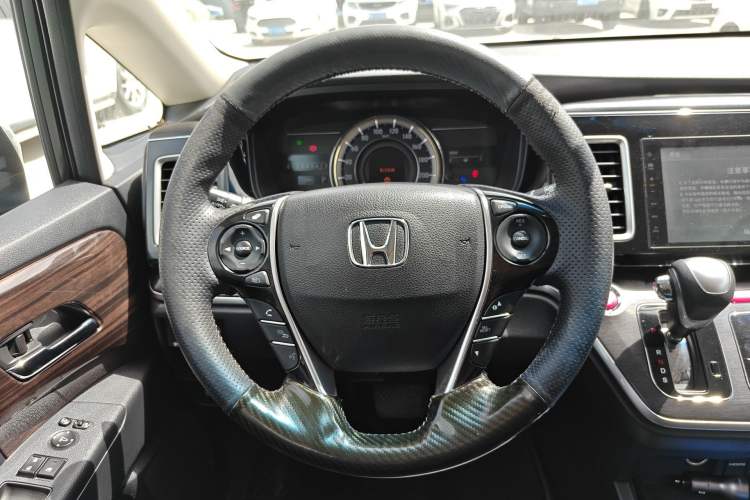 Used Honda Elysion 2016 2.4L Luxury Edition Steering Wheel
