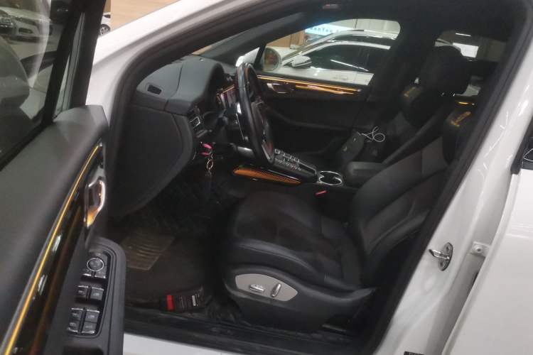 Used Porsche Macan 2020 Macan 2.0T