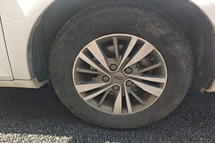 Used Geely Auto Emgrand 2018 1.5L Manual Luxury Model