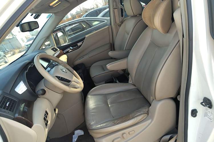 Used Nissan Quest 2015 3.5L SL
