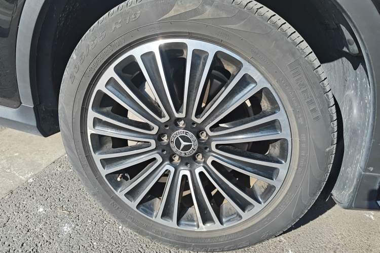 Used Mercedes-Benz GLC 2019 GLC 260 L 4MATIC Dynamic Model Right Front Wheel Hub
