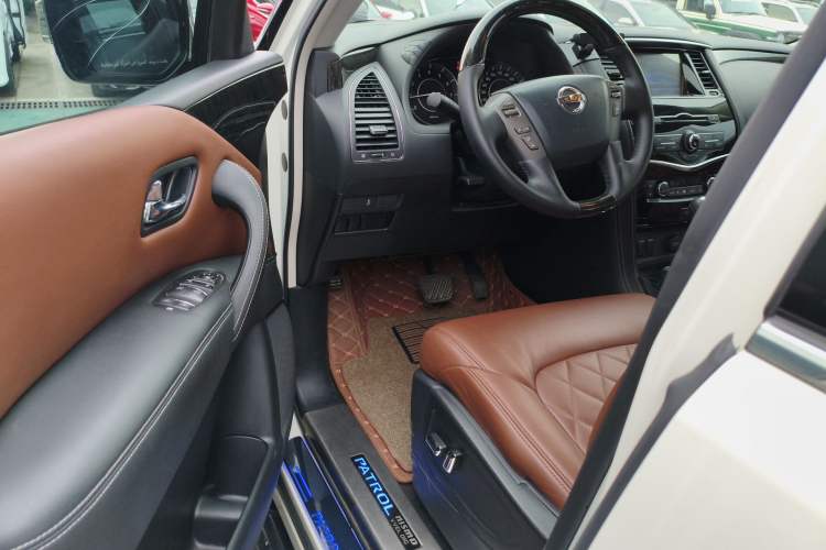 Used Nissan Patrol 2017 4.0L XE Middle East Version Driver Seat