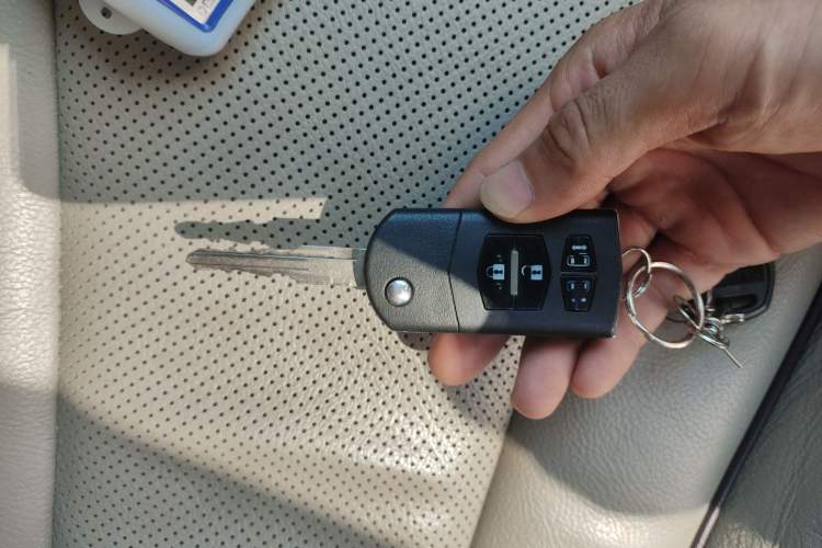 Used Mazda Mazda 5 2013 2.0L Automatic Luxury Edition
