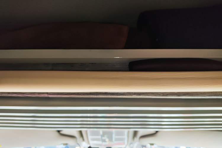 Used SAIC MAXUS Xintu V80 2021 2.0T Manual Classic Aoyuntong Short Wheelbase Mid-Roof 5/6-Seater