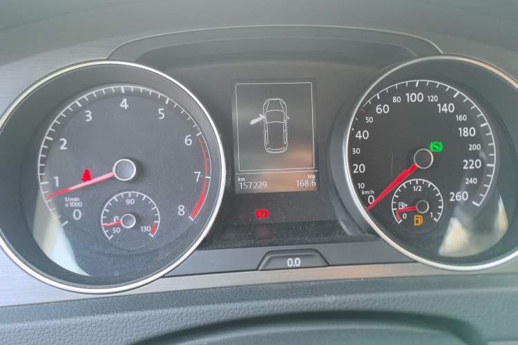 Used Volkswagen Golf 2014 1.4TSI Automatic Luxury Model