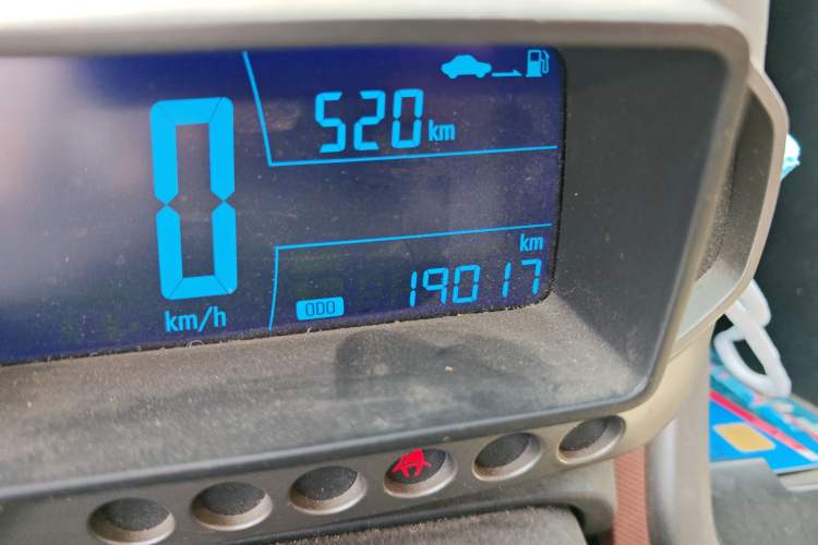 Used Chevrolet Aveo Sonic 2011 Sedan 1.4L Manual Transmission SE