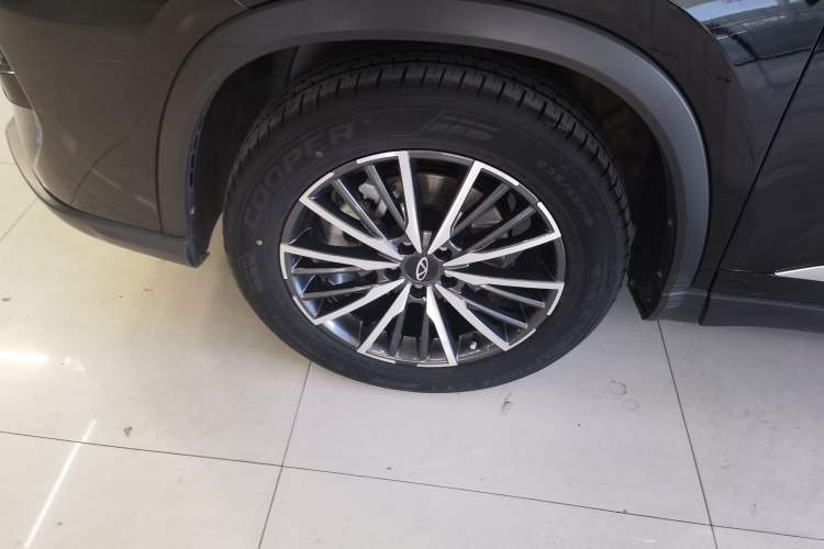 Used Chery Tiggo 8 PRO 2024 Champion Edition 290T Two-Wheel Drive Peak Version 5 Seats
