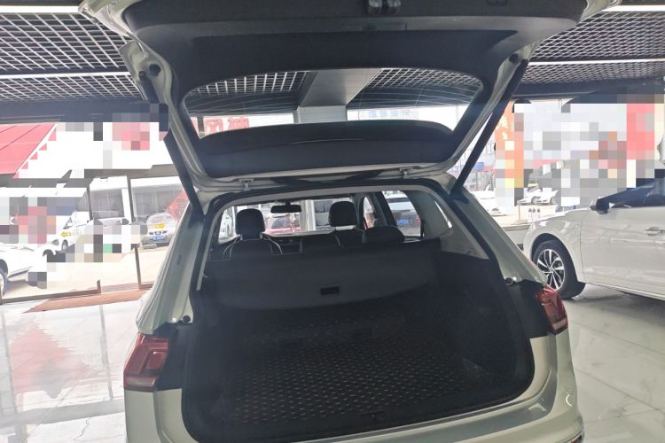 Used Volkswagen Tiguan L 2021 330TSI Automatic Two-Wheel Drive R-Line Enhanced Edition
