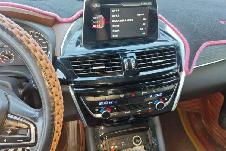 Used BORGWARD BX5 2017 20TGDI Automatic Two-Wheel Drive Leading Edition