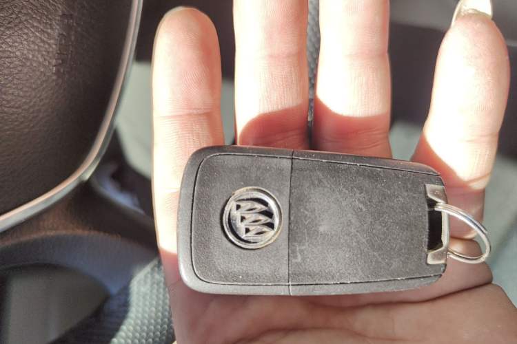 Used Buick GL8 2014 3.0L GT Luxury Business Haoya Edition Vehicle Key