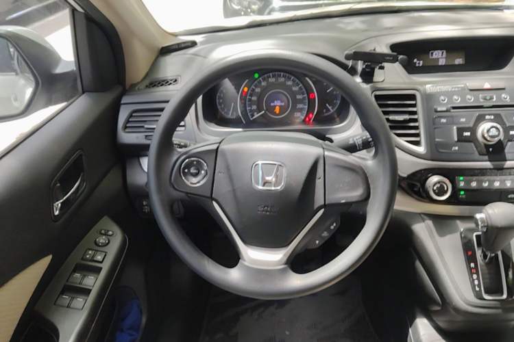 Used Honda CR-V 2016 2.0L two-wheel drive Urban Edition
