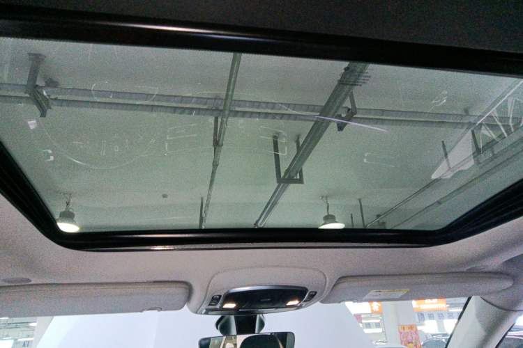 Used Jeep Grand Commander 2022 2.0T Two-Wheel Drive Luxury Version
